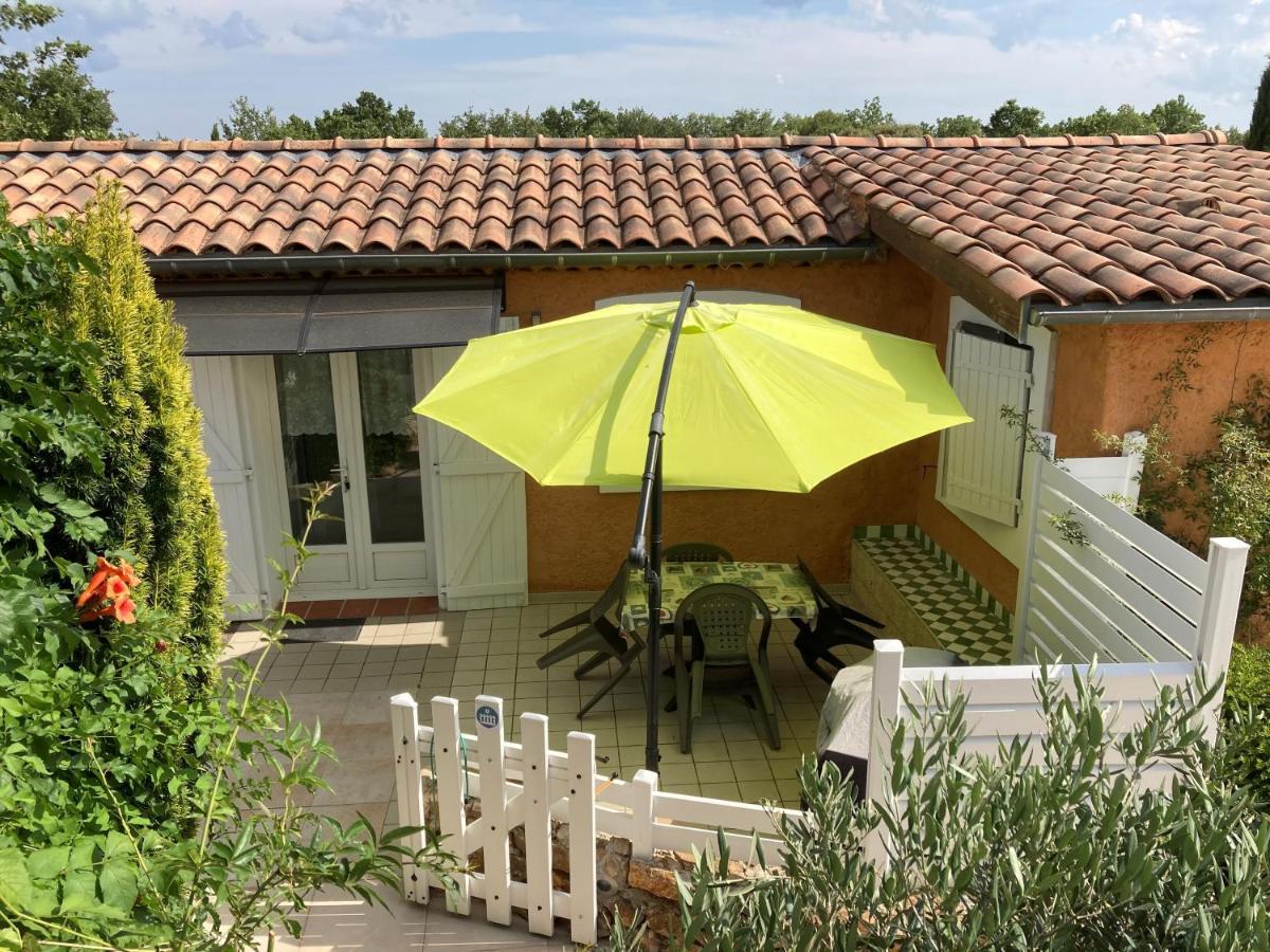 Les Chenes Chez Jo Et Aime Panzió Régusse Kültér fotó
